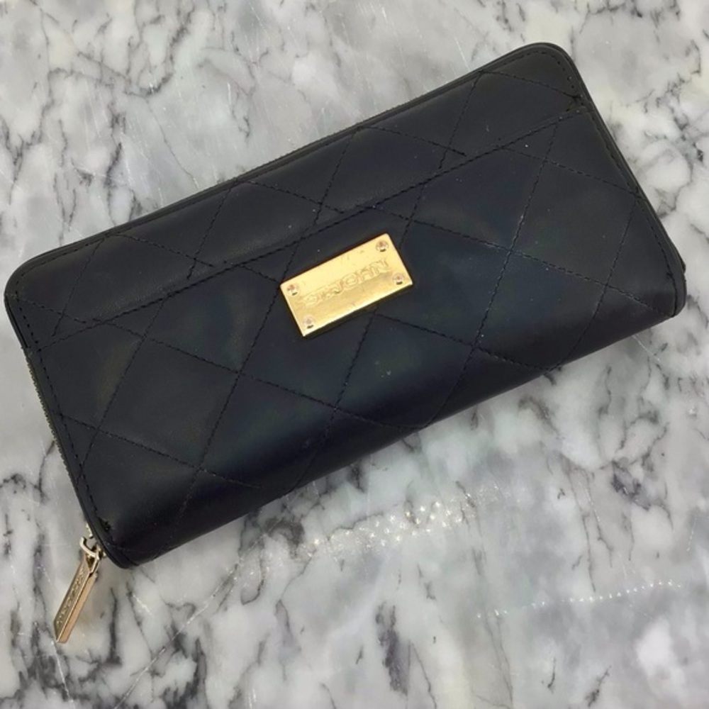 St John Black Quilted Zip Around Genuine Leather Wallet